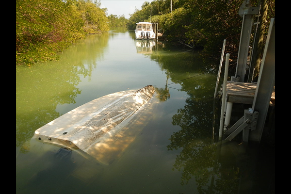 19' Flats Boat